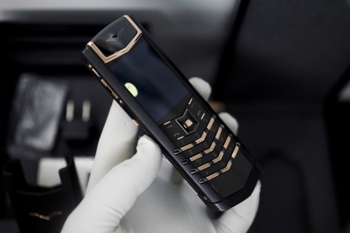 Signature S Pure Black Mix Gold